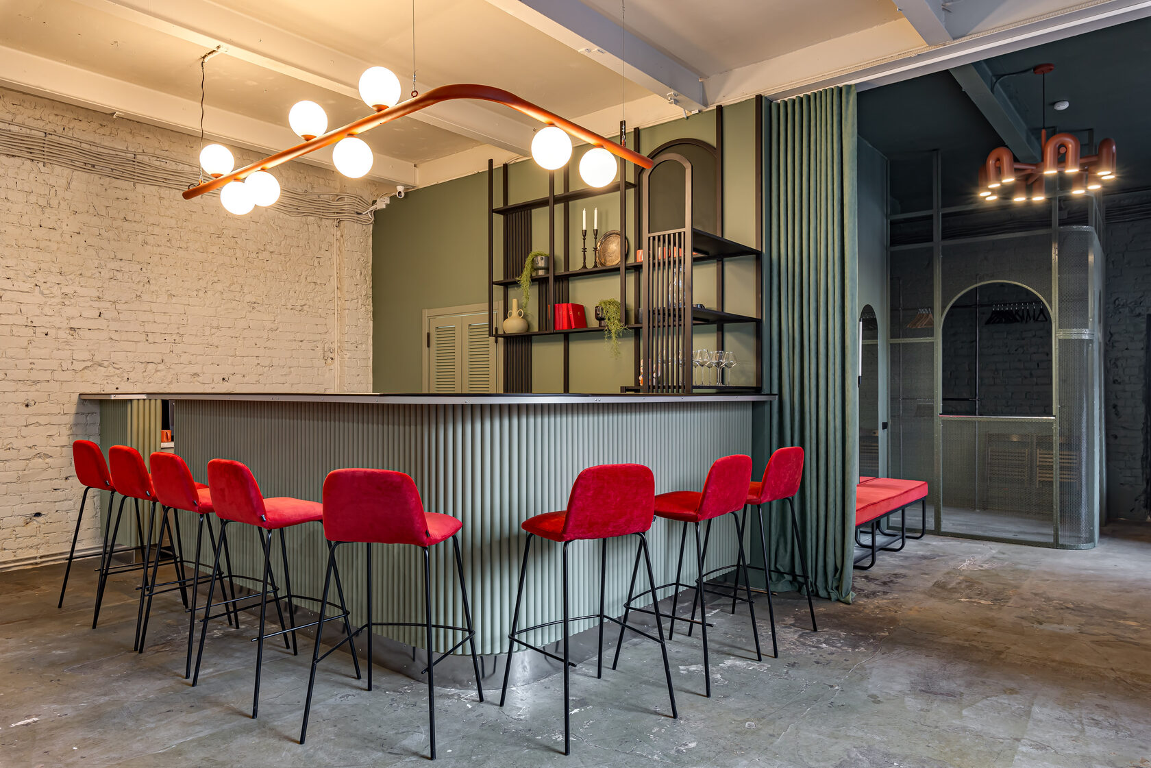 Фотография 5 площадки Премиальный клубный лофт на Красном Октябре — 240 м²