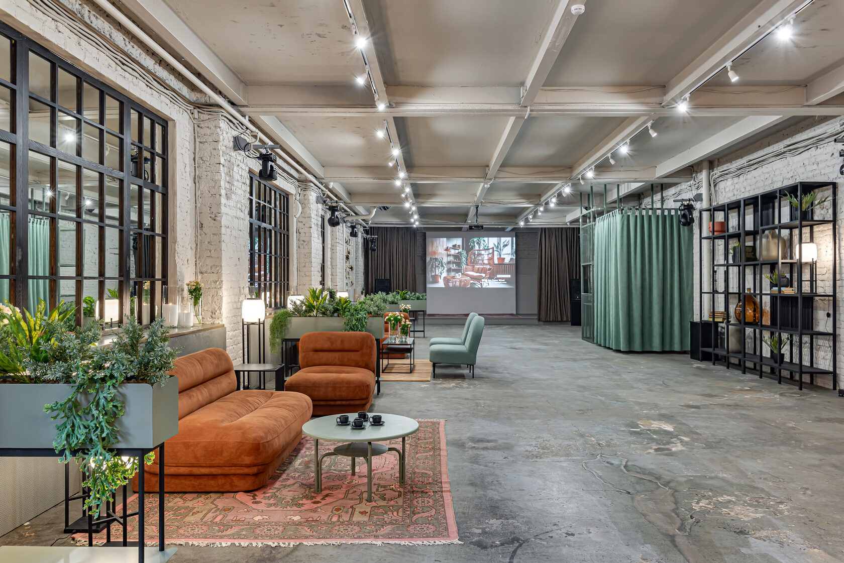 Фотография 7 площадки Премиальный клубный лофт на Красном Октябре — 240 м²