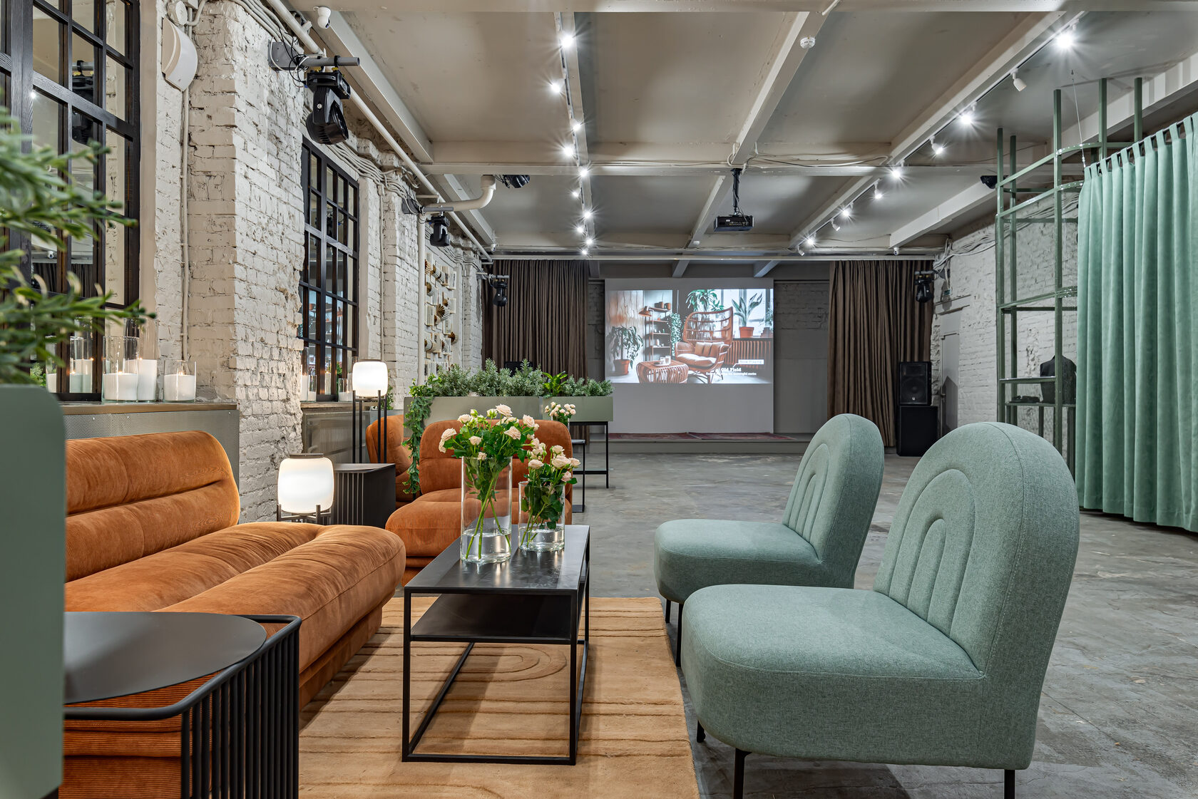 Фотография 9 площадки Премиальный клубный лофт на Красном Октябре — 240 м²