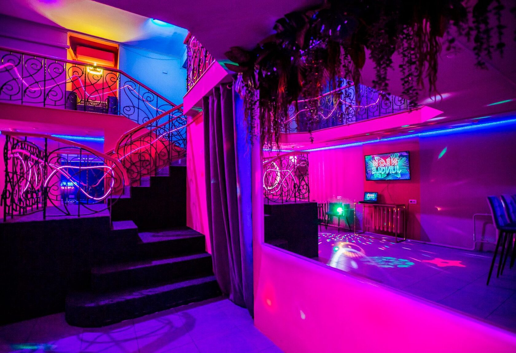 Фотография 2 площадки Двухэтажный лофт для вечеринок на Марксистской