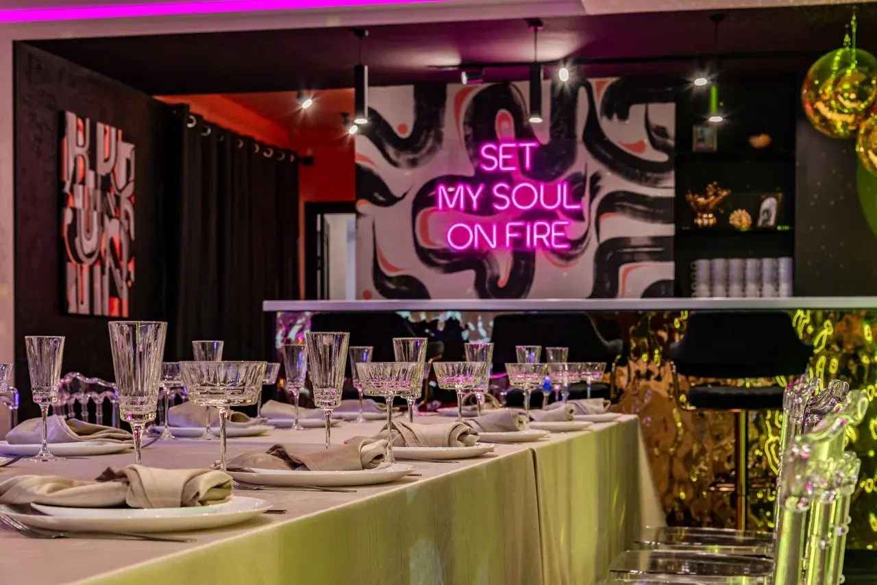 Фотография 10 площадки Элегантный яркий лофт на Бауманской