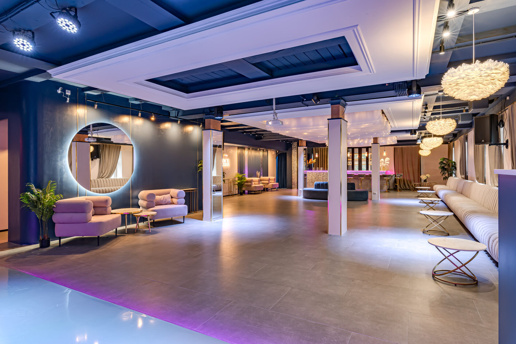 Фотография 1 площадки Элегантный зал со сценой у Бауманской