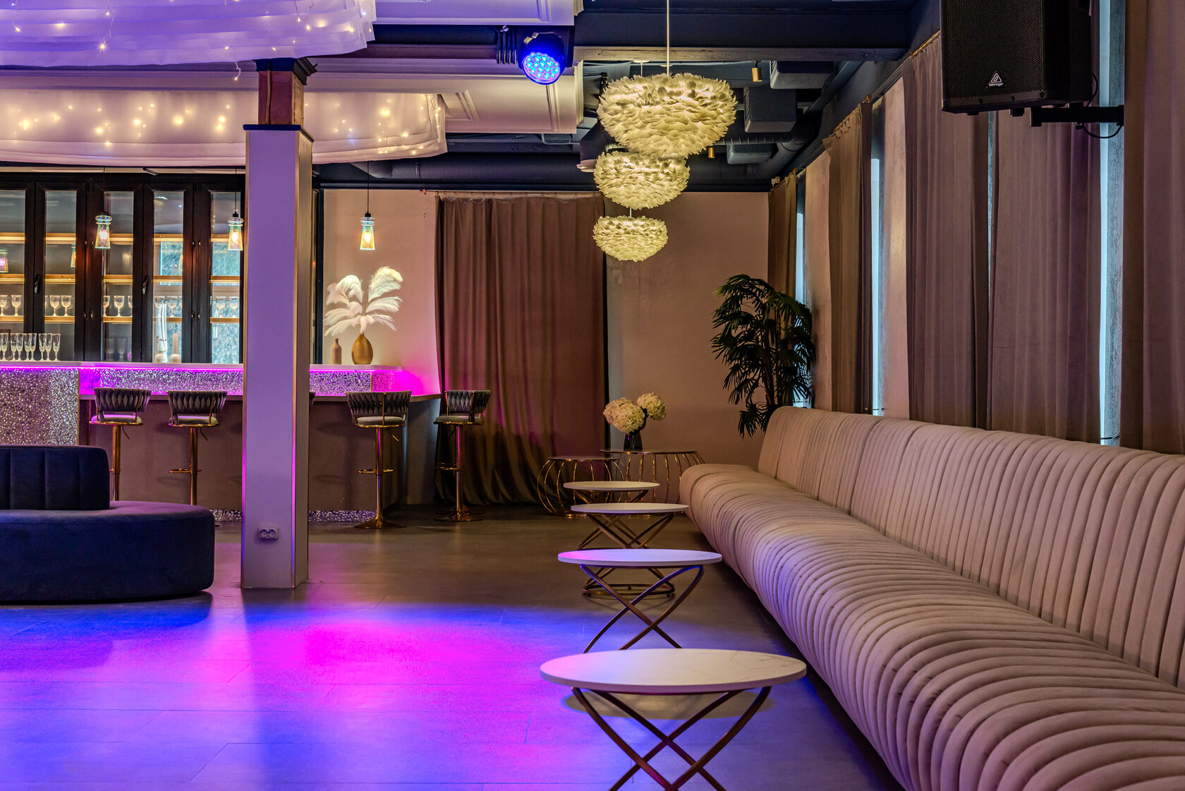 Фотография 11 площадки Элегантный зал со сценой у Бауманской