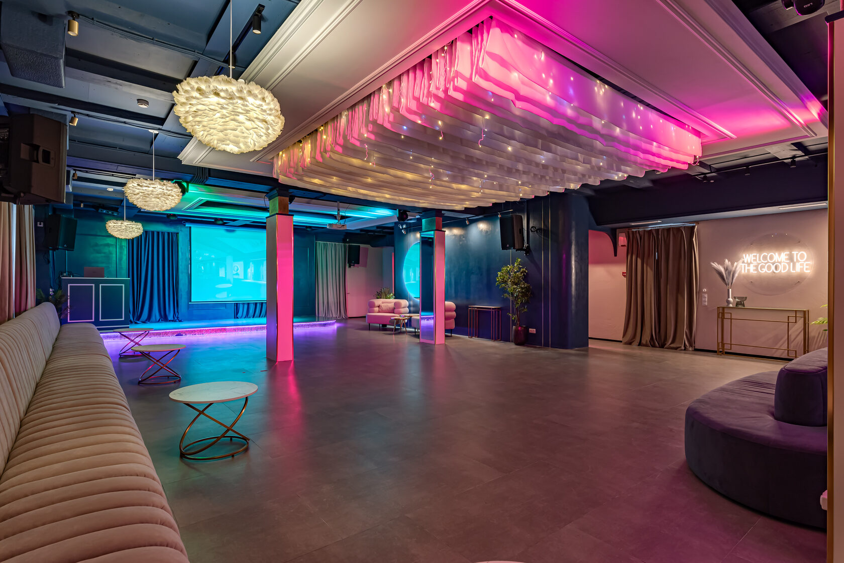 Фотография 15 площадки Элегантный зал со сценой у Бауманской