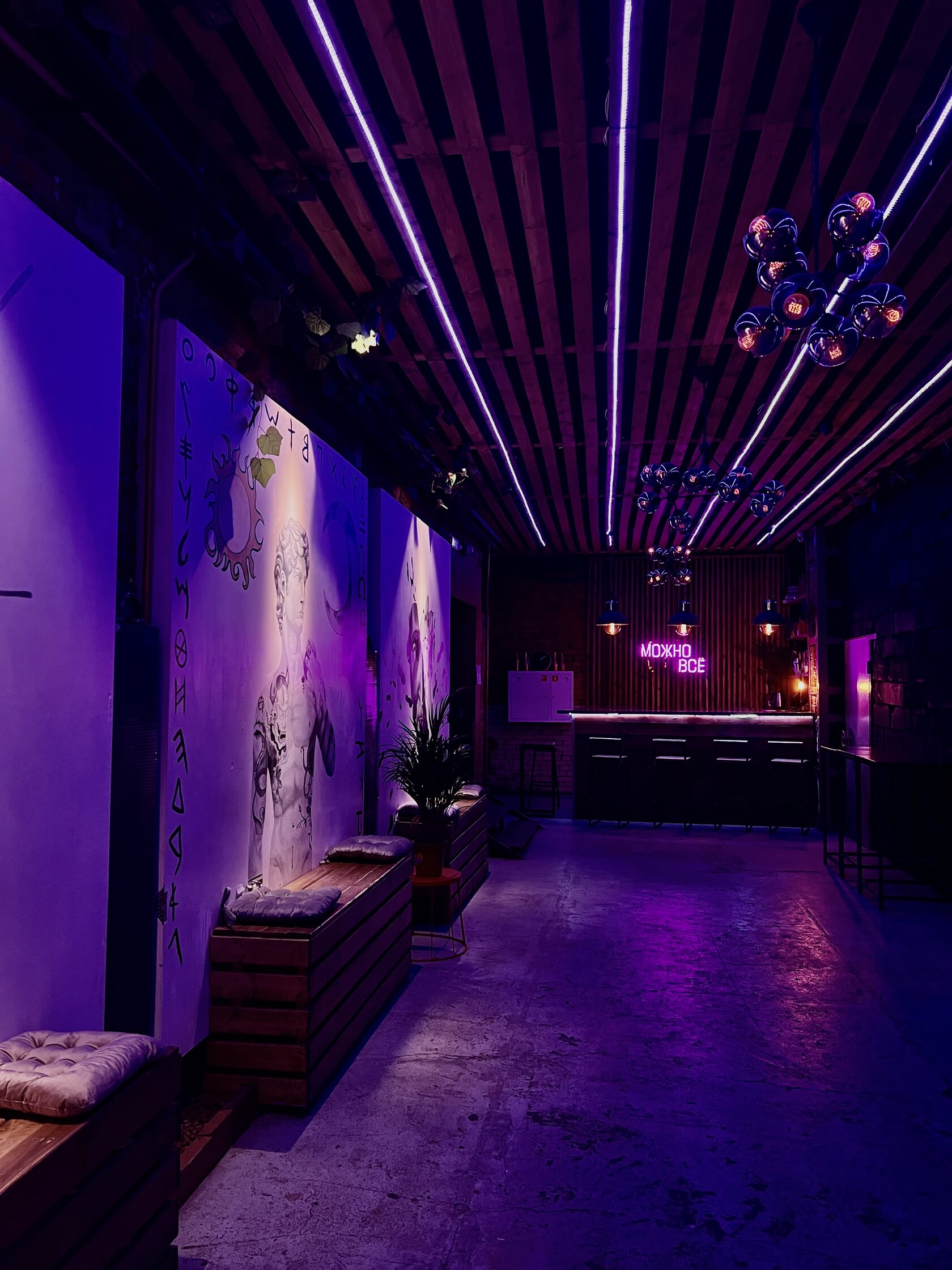 Фотография 10 площадки Светлый лофт со сценой и верандой у Бауманской