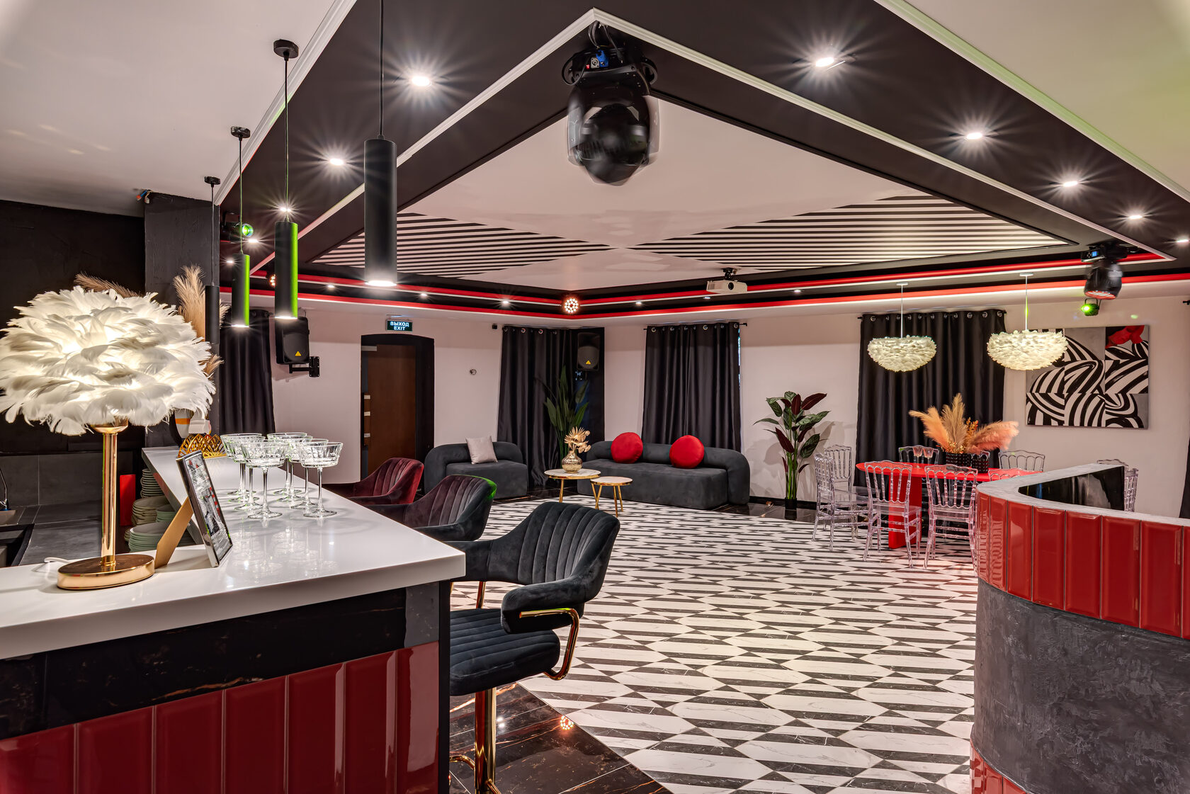 Фотография 8 площадки Стильный поп‑арт лофт у Бауманской