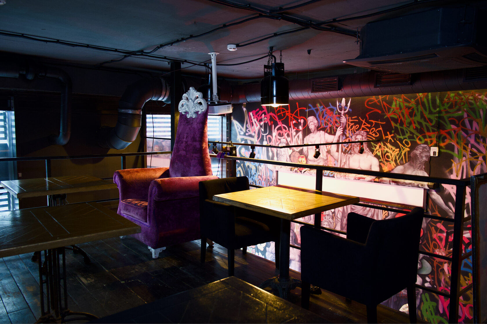 Фотография 10 площадки LoftBar22 на Бауманской: 2 этажа и веранда, 100 м²