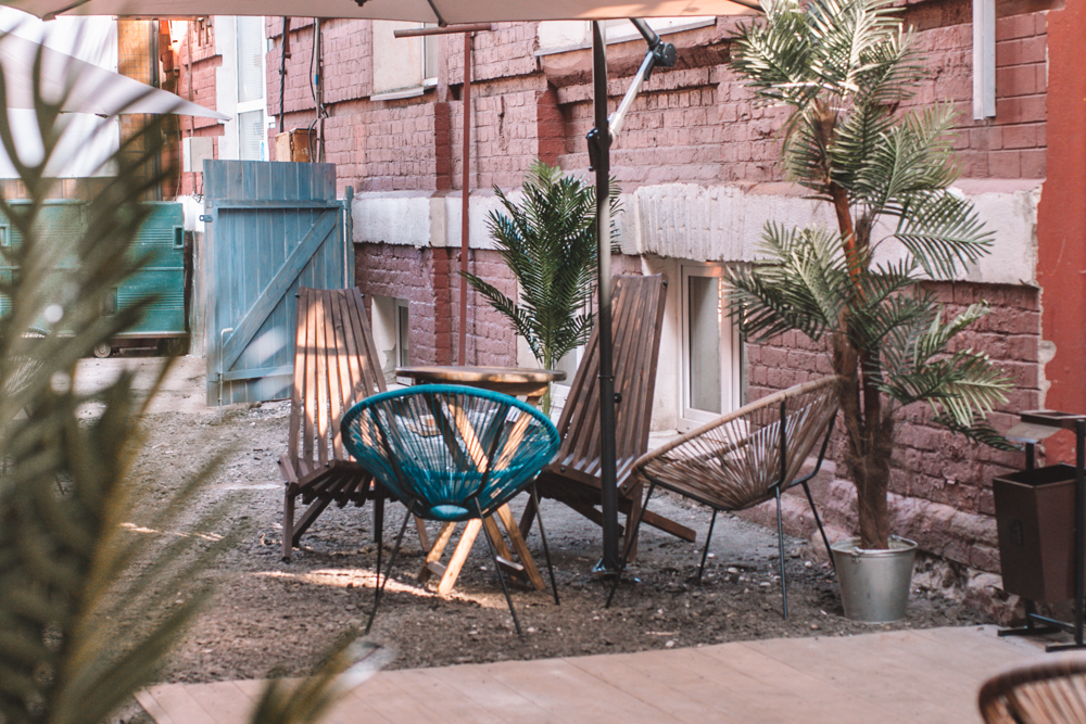 Фотография 17 площадки Hawaii House на Бауманской: двухуровневый лофт с верандой, 390 м²