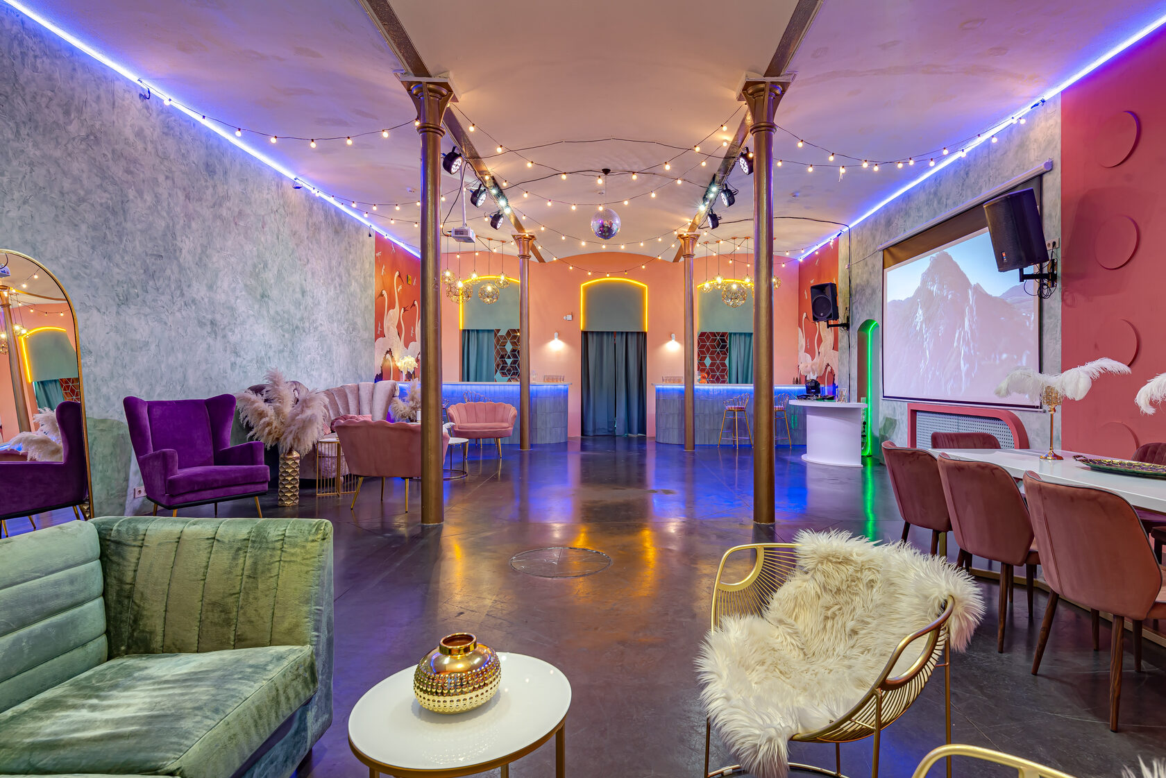 Фотография 7 площадки МАЙ Мемфис на Бауманской: элегантный зал 135 м²