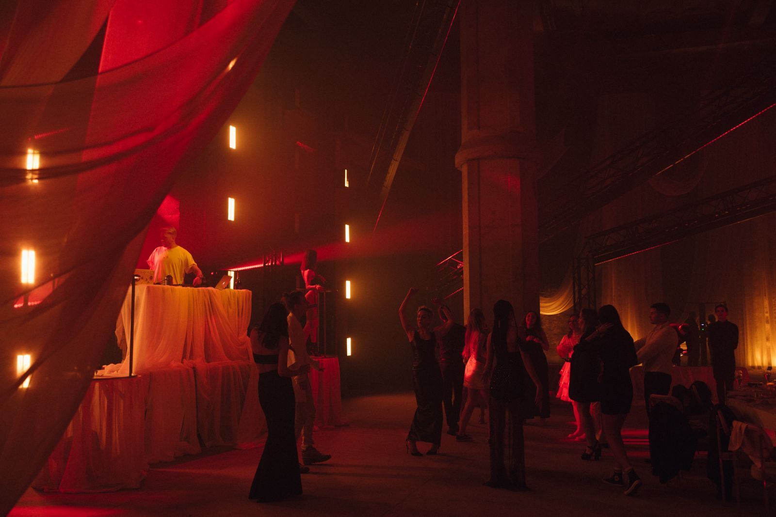 Фотография 15 площадки MONOLIT HALL: индустриальный зал 1000 м² на Волгоградском