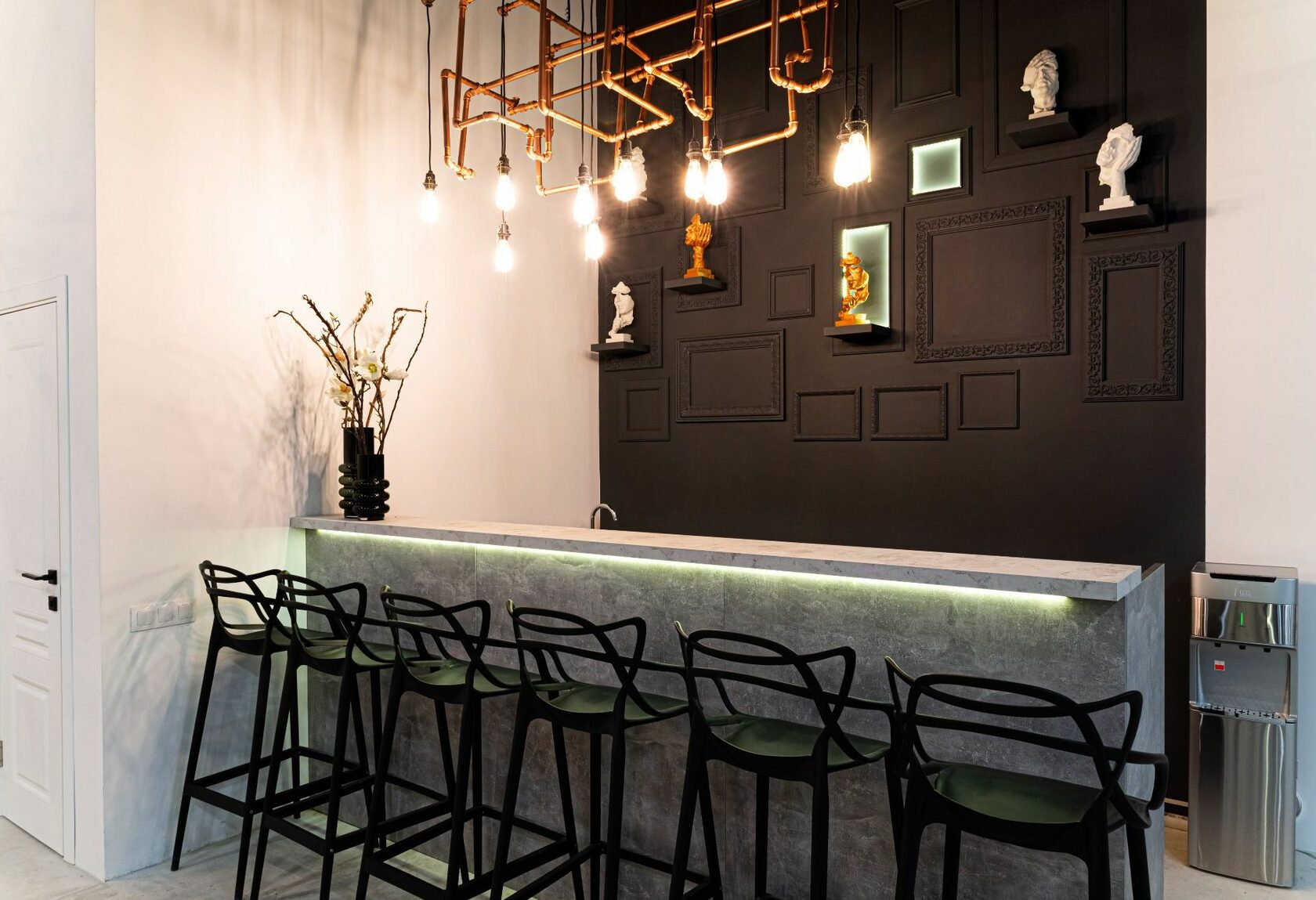 Фотография 9 площадки CLASSIC Loft на Тульской: зал с верандой 140 м²