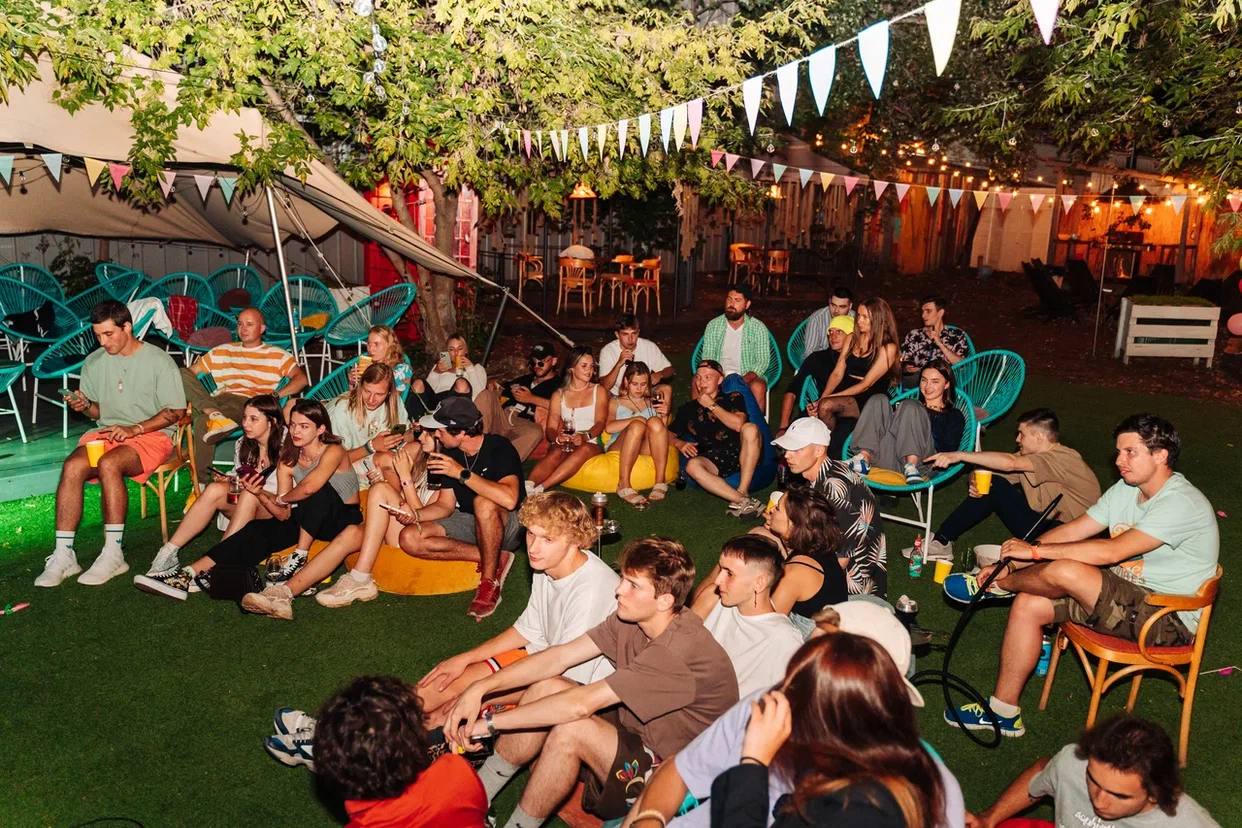 Фотография 13 площадки Soul House на Новорязанской: домик в парке, 150 м² + двор