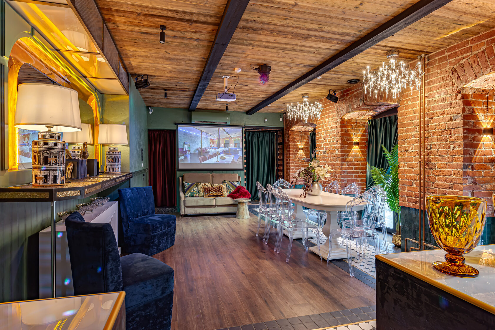 Фотография 8 площадки МАЙ Гоголь на Курской: поп‑арт зал 50 м²