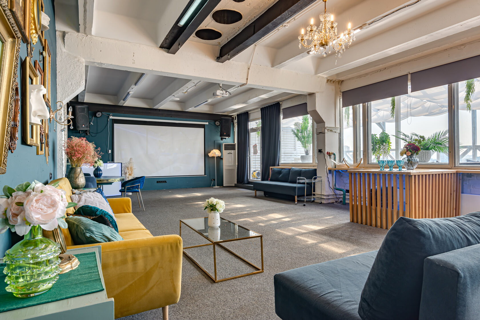 Фотография 2 площадки МАЙ на Электрозаводской: фьюжн‑пространство с верандой, 131 м²