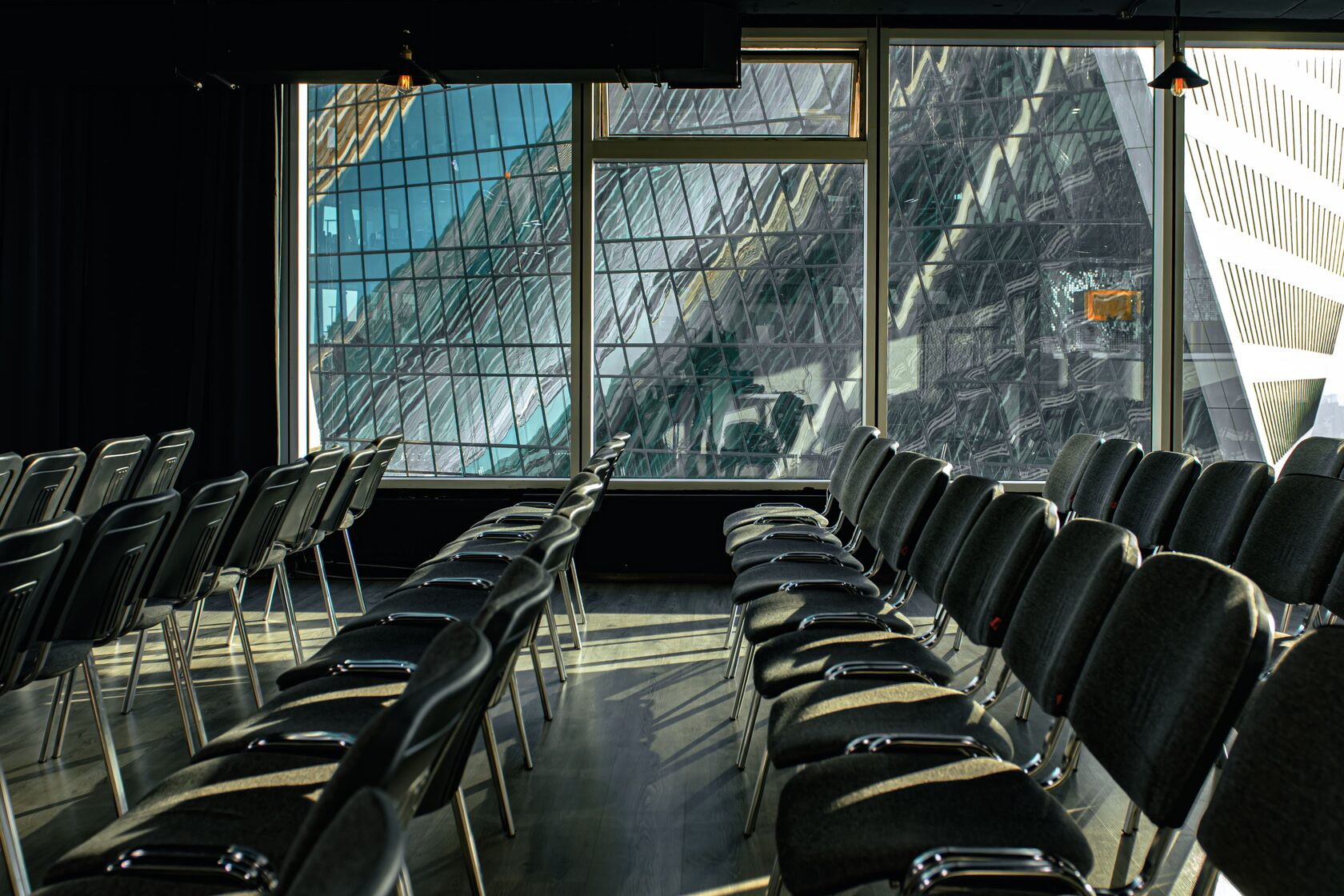 Фотография 4 площадки IMPERIA SKY LOFT: зал на 43 этаже, 230 м²