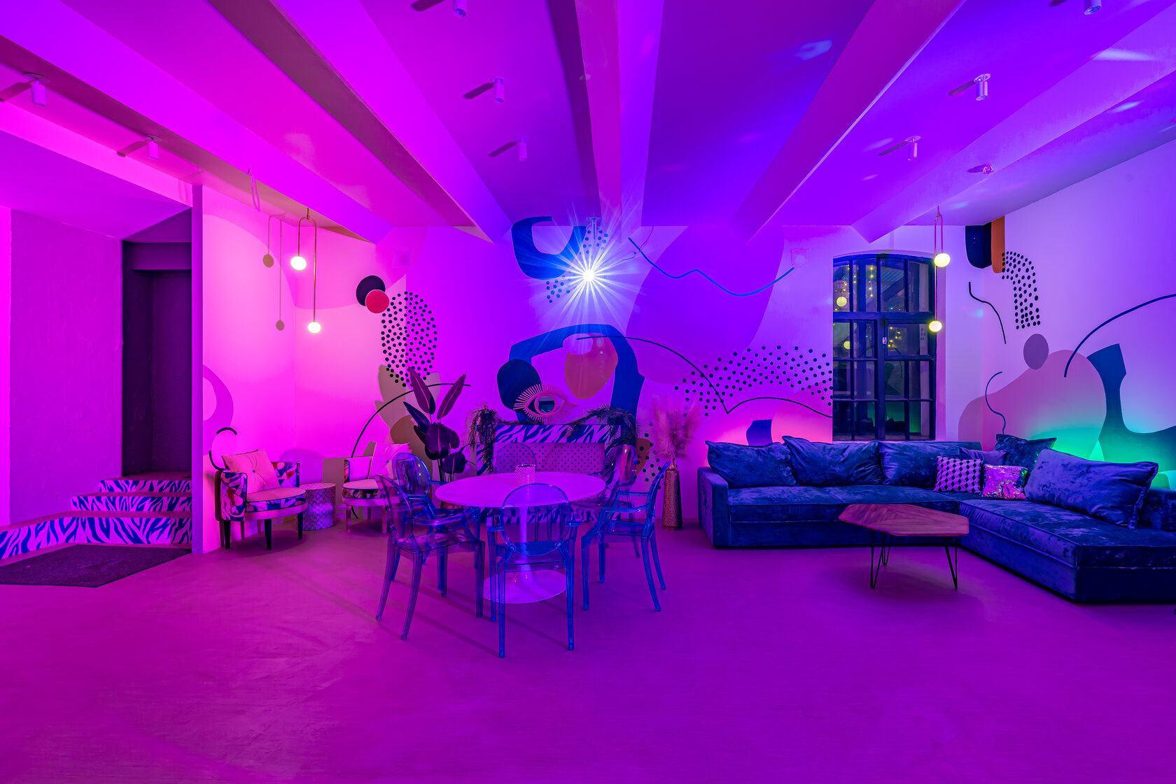 Фотография 7 площадки МАЙ Галерея на Электрозаводской: зал с верандой, 118 м²